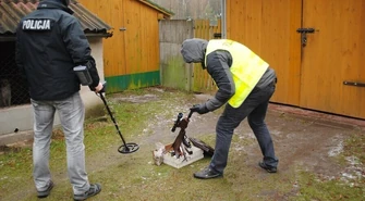 Broń, amunicja, dzik i bimber - policja działa