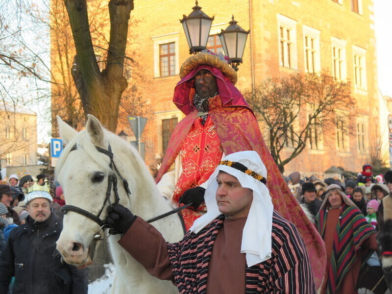 Zdjęcie 7: Orszak Trzech Króli w Piotrkowie [GALERIA]