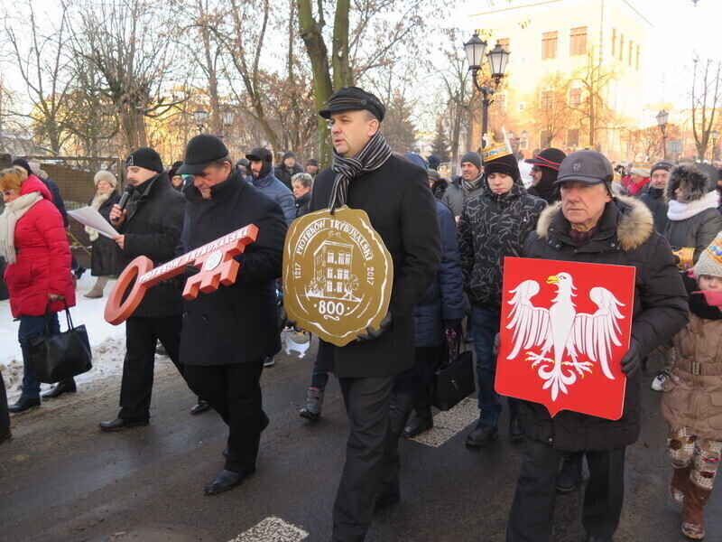 Zdjęcie 9: Orszak Trzech Króli w Piotrkowie [GALERIA]