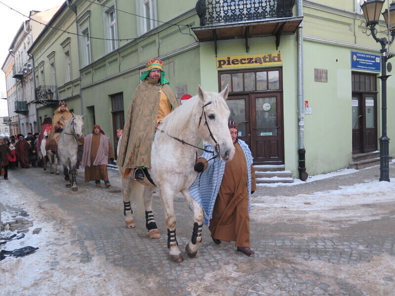 Zdjęcie 29: Orszak Trzech Króli w Piotrkowie [GALERIA]