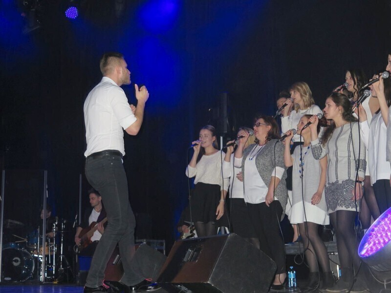 Zdjęcie 2: Gorący wieczór kolęd 