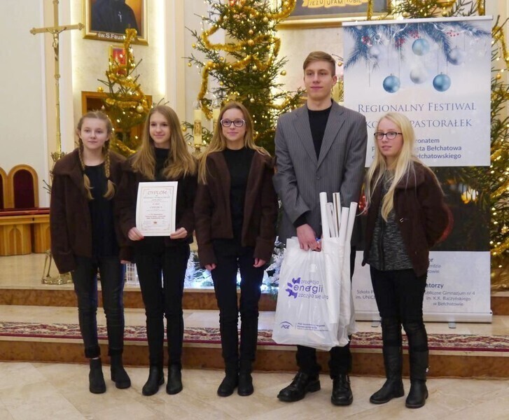 Zdjęcie 1: Sukcesy piotrkowskich wokalistów