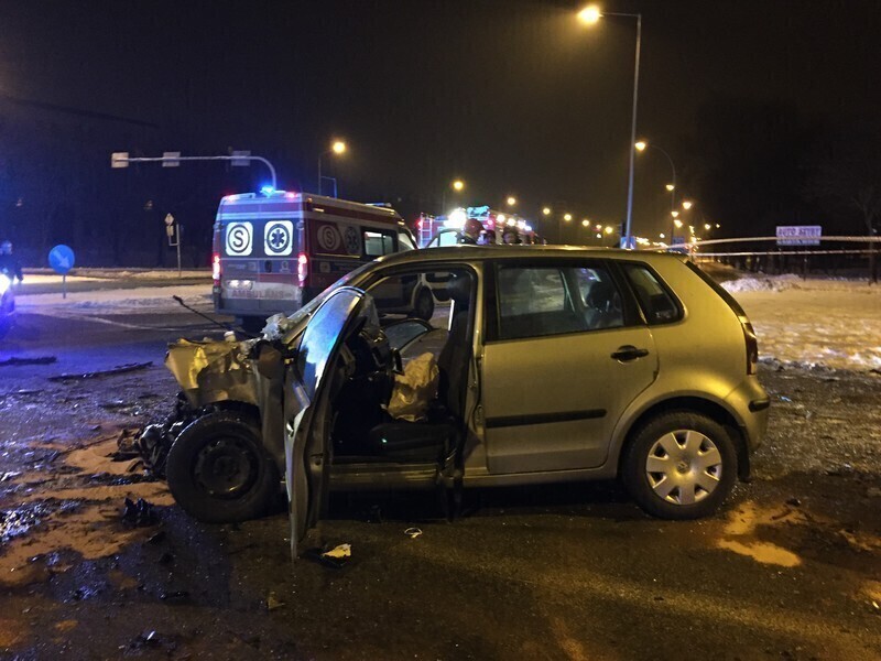 Zdjęcie 16: Zderzenie autobusu z osobówkami w centrum Piotrkowa 