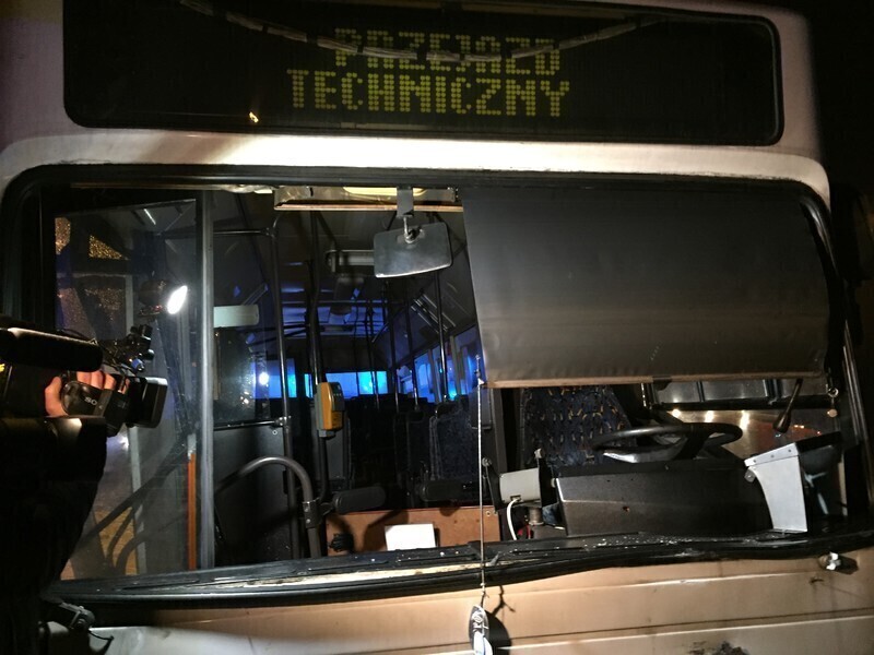 Zdjęcie 21: Zderzenie autobusu z osobówkami w centrum Piotrkowa 