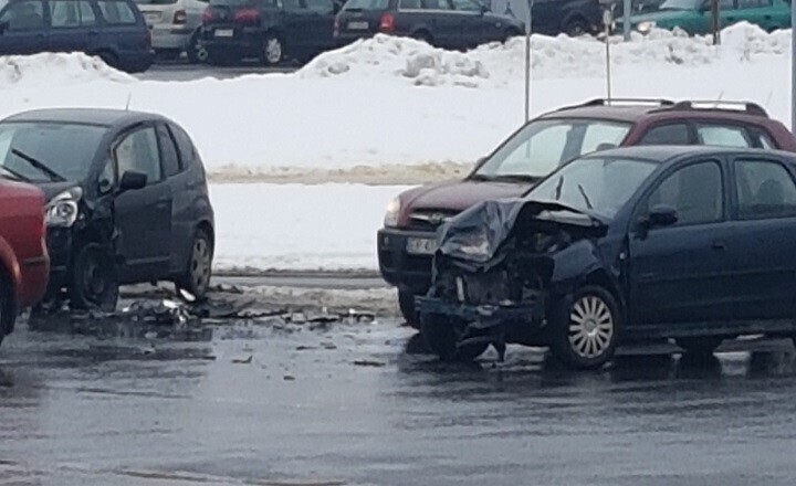 Zdjęcie 1: Znowu wypadek na Kostromskiej