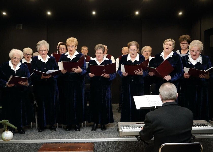 Zdjęcie 1: Chór z Piotrkowa trzeci w województwie 