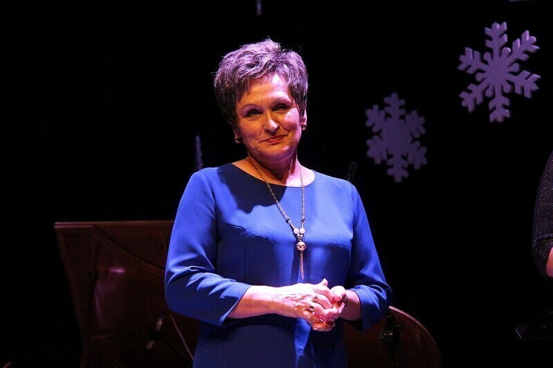 Zdjęcie 13: Zasłużeni dla gminy wyróżnieni podczas koncertu noworocznego