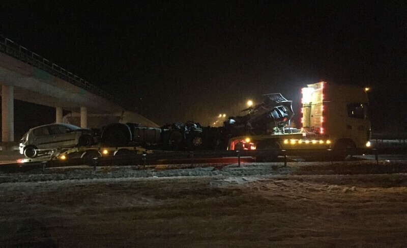 Zdjęcie 7: Kilkanaście godzin usuwali skutki karamboli 