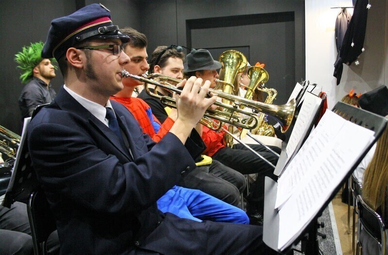 Zdjęcie 9: Miejska Orkiestra Dęta w roli głównej 
