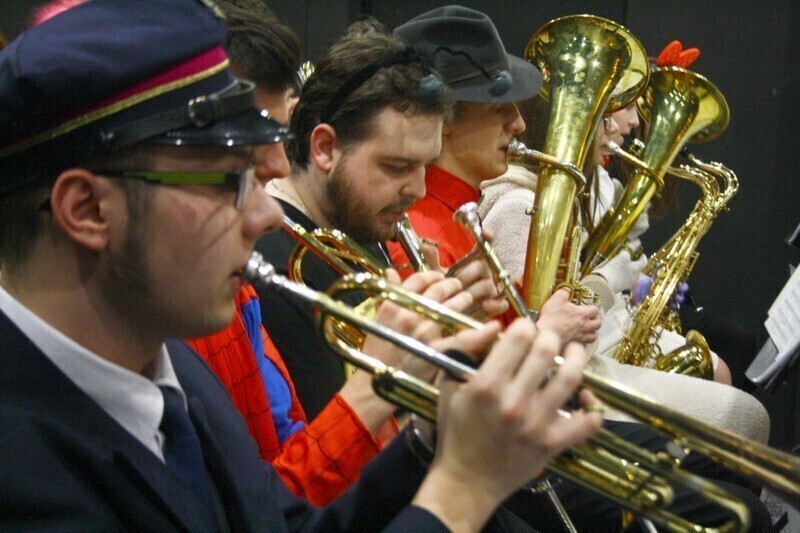 Zdjęcie 12: Miejska Orkiestra Dęta w roli głównej 