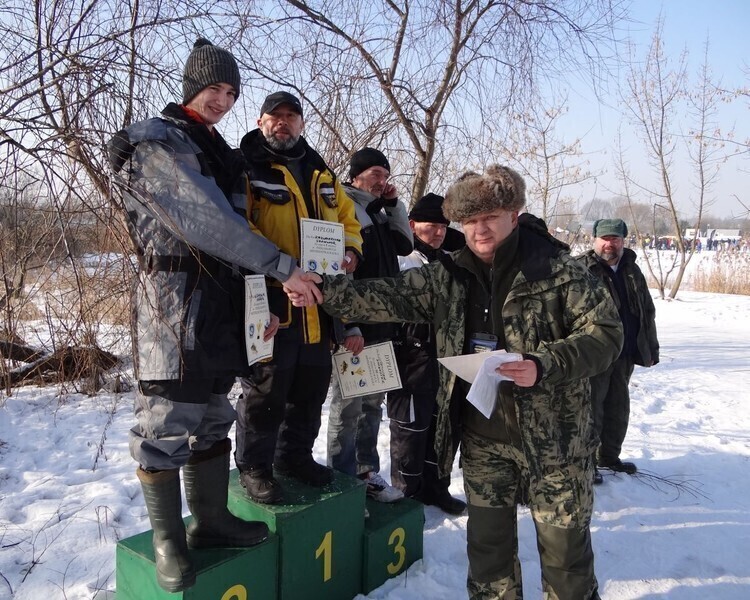 Zdjęcie 10: Sławek Kaźmierczak wygrał Podlodowe Zawody o Mistrzostwo Koła