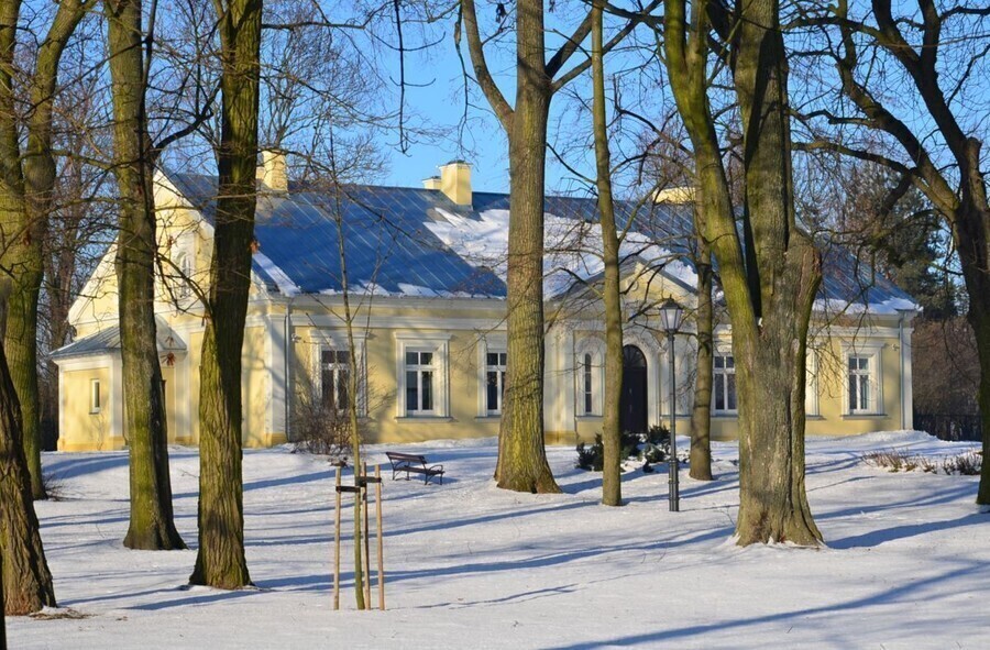 Pałacyk w Szydłowie po remoncie