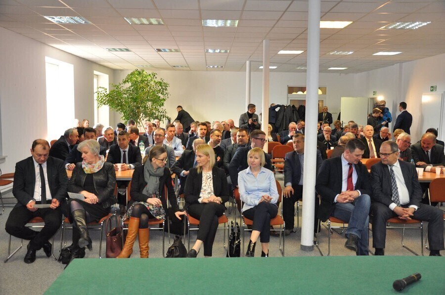 Powstał Ruch Obrony Polskiej Samorządności