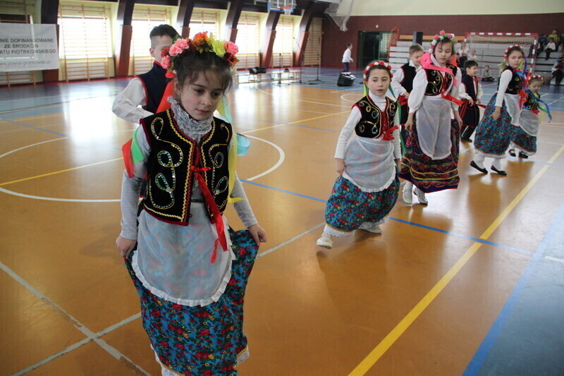 Zdjęcie 7: Pokazują dzieciom kraj swoich przodków