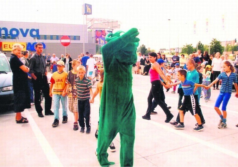 Zdjęcie 3: O tym, kto nie chciał hipermarketu w Piotrkowie. Pamiętacie? 