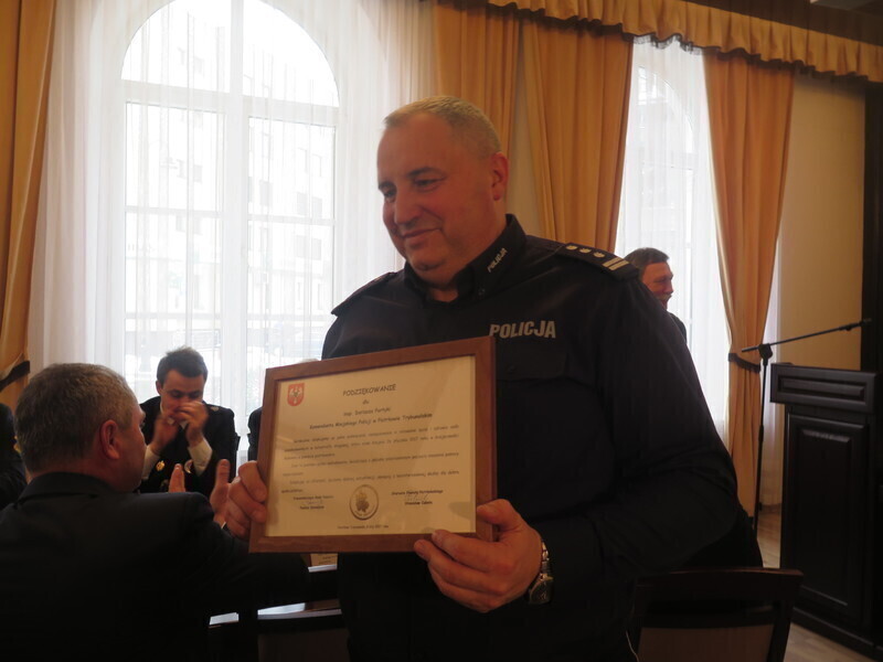 Zdjęcie 22: Służby ratownicze spisały się na medal