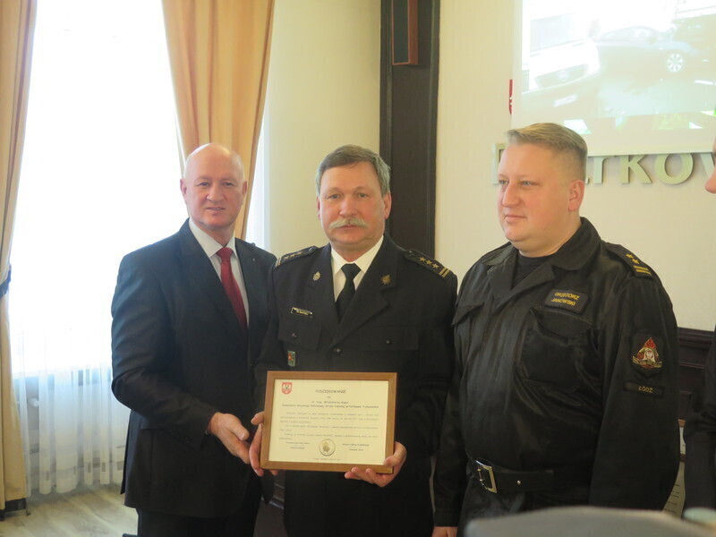 Zdjęcie 24: Służby ratownicze spisały się na medal