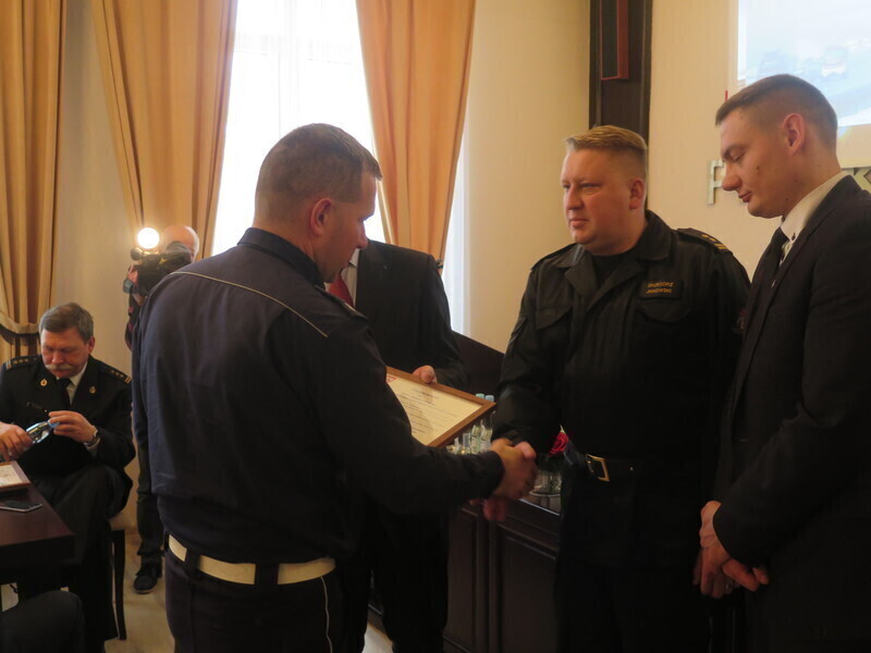 Zdjęcie 28: Służby ratownicze spisały się na medal