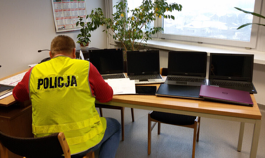 Okradli sklep komputerowy. Grozi im 10 lat więzienia