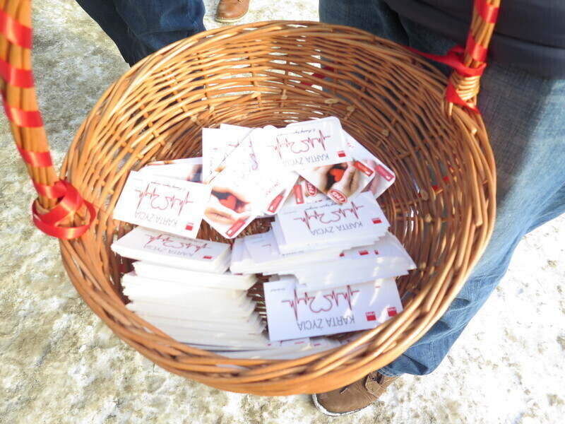 Zdjęcie 4: Rozdawali karty życia