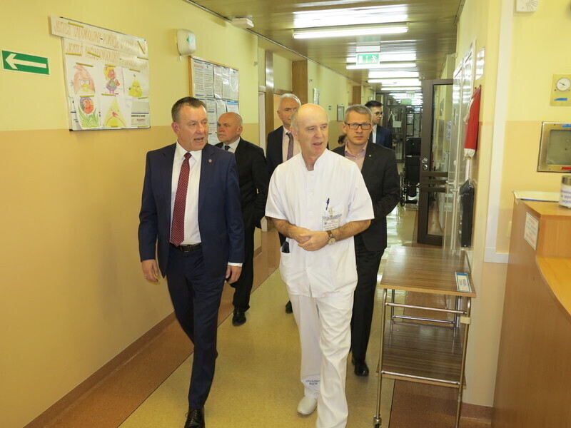 Zdjęcie 3: Wojewoda odwiedził Bełchatów