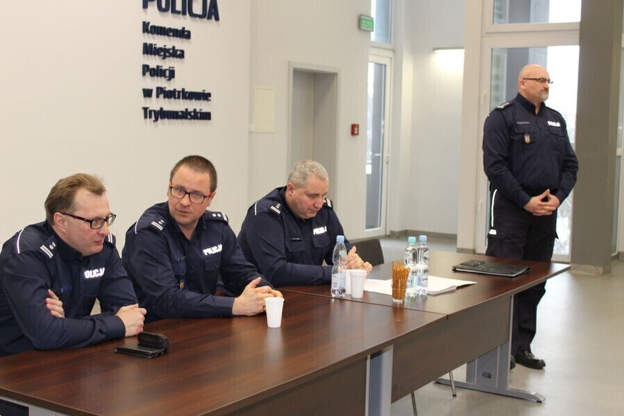 60 wypadków więcej na naszych drogach. Policja podsumowała 2016 rok