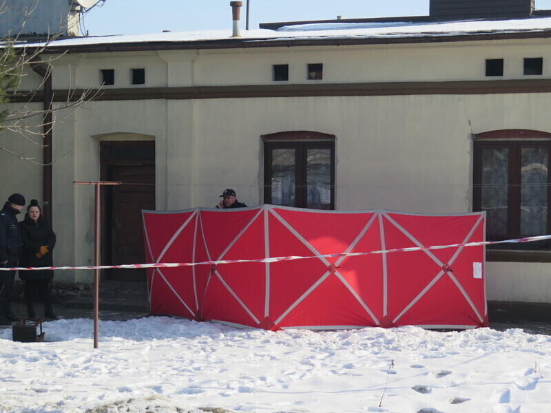 Zdjęcie 9: Tragedia w Moszczenicy. Nie żyją dwie osoby [AKTUALIZACJA]