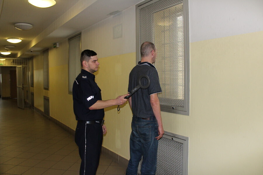 Koneser whisky w rękach policji