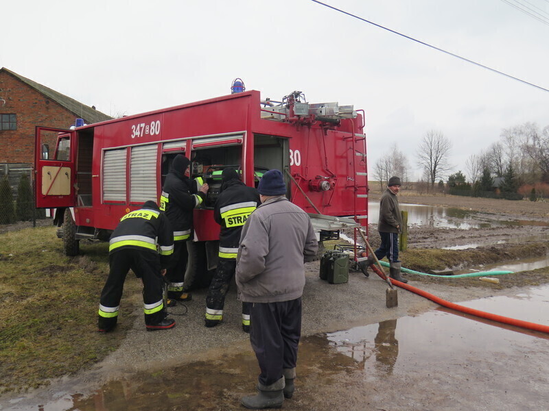 Zdjęcie 5: Podtopienia w Kłudzicach. Mieszkańcy mają dość