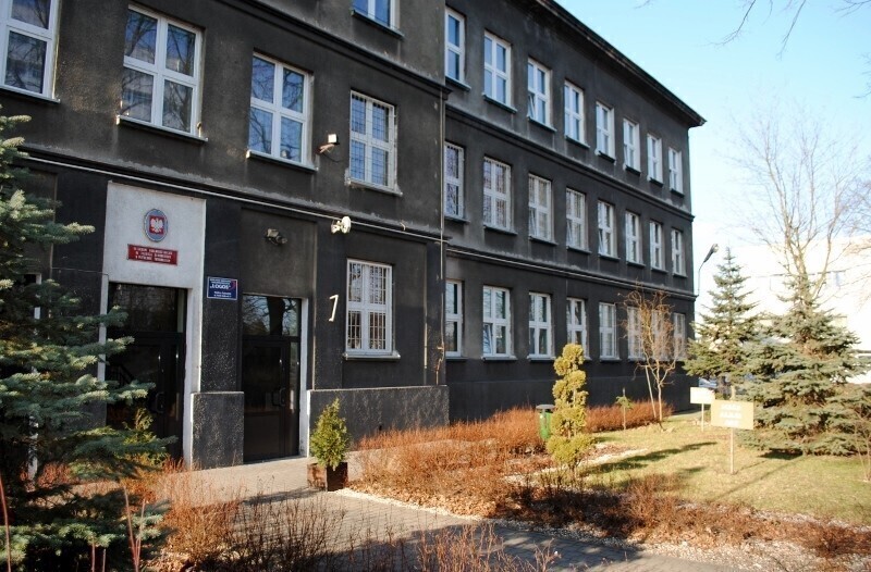 Nowe technologie media i komunikacja społeczna w III LO