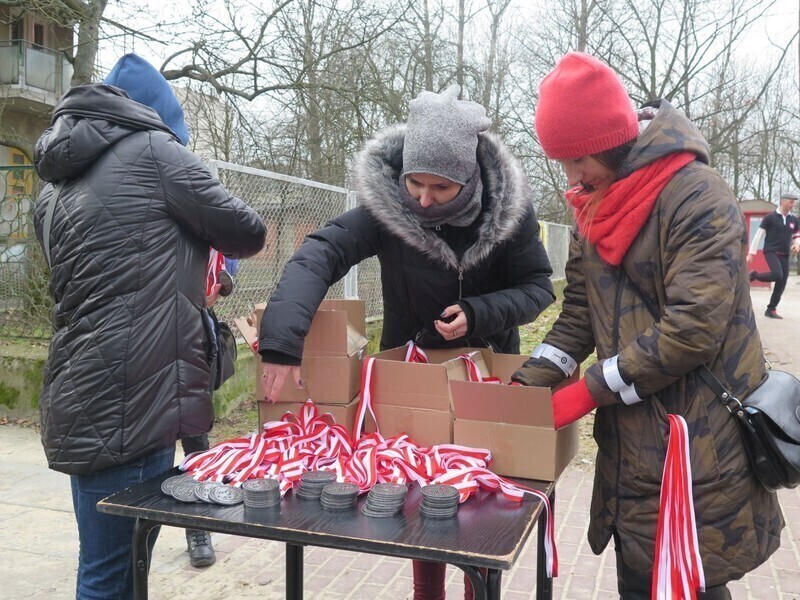 Zdjęcie 2: 1963 metry ku pamięci żołnierzy 