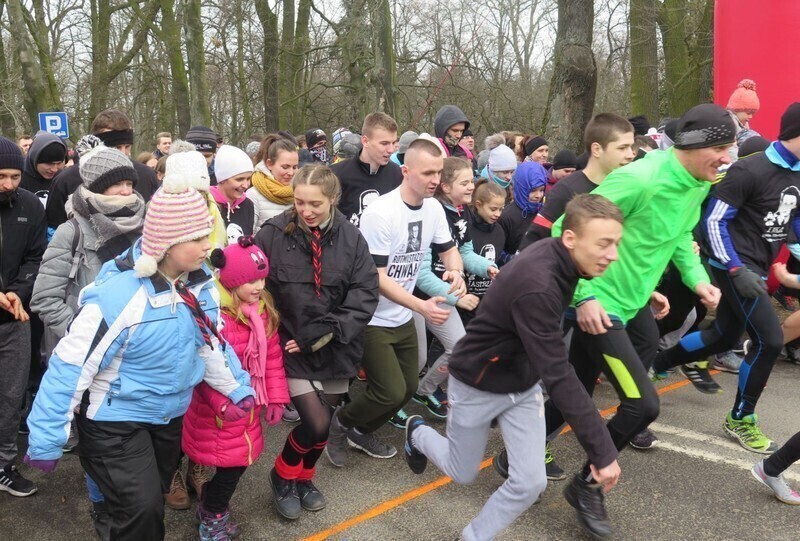 Zdjęcie 15: 1963 metry ku pamięci żołnierzy 