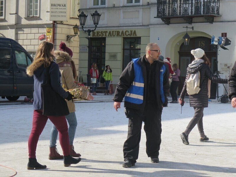 Zdjęcie 8: Sesja zdjęciowa piotrkowskich przedszkolaków z gwiazdorem polskiego kina 