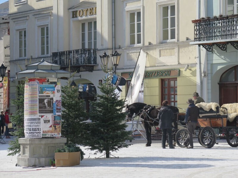 Zdjęcie 9: Sesja zdjęciowa piotrkowskich przedszkolaków z gwiazdorem polskiego kina 
