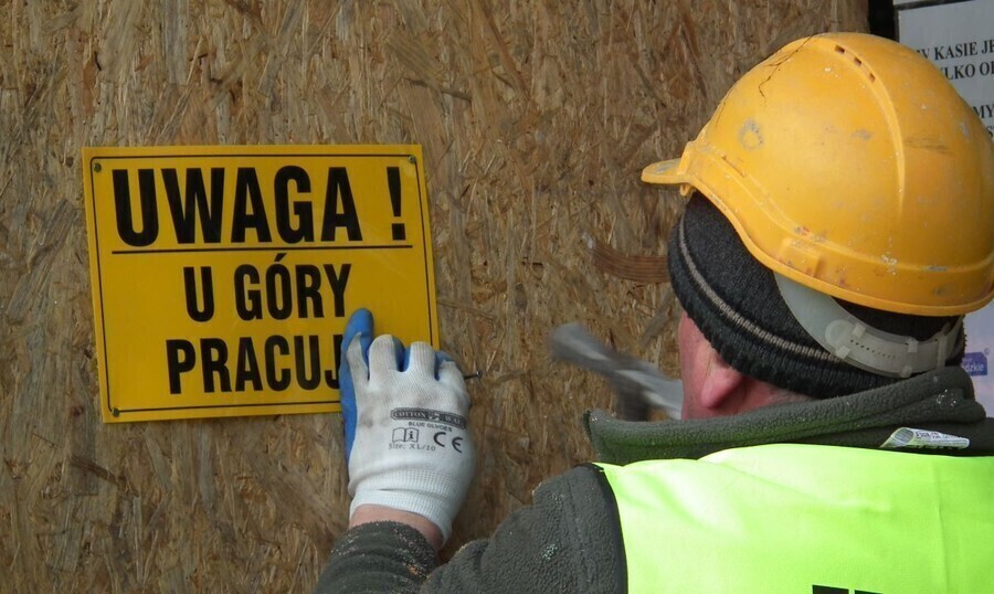 Ruszył remont Urzędu Gminy w Woli Krzysztoporskiej