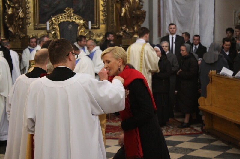 Zdjęcie 49: Msza Święta z udziałem par prezydenckich [GALERIA]