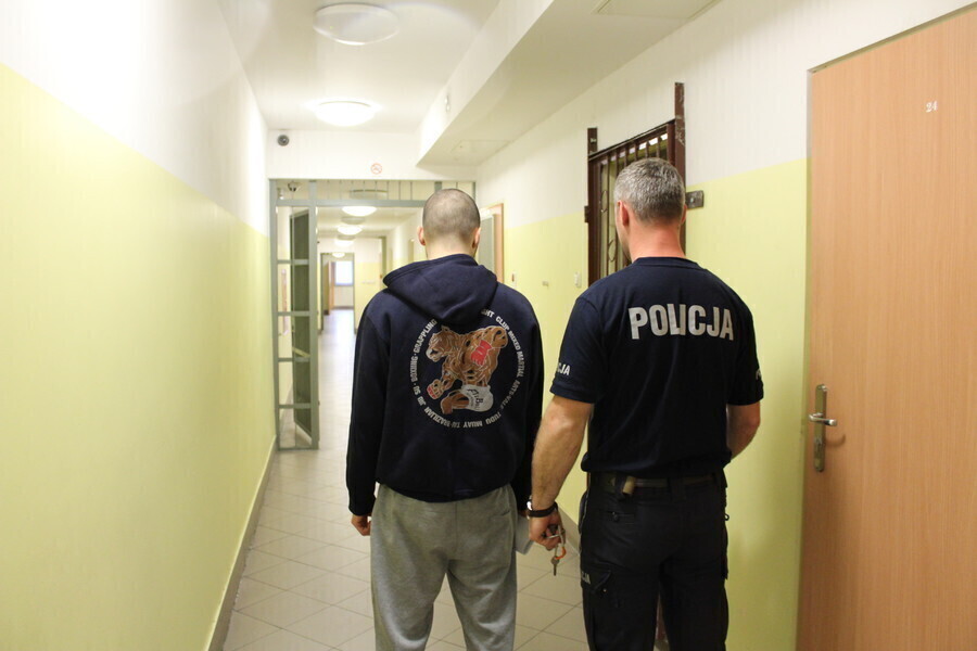 Czterech na jednego. Rozbój na piotrkowskiej Starówce