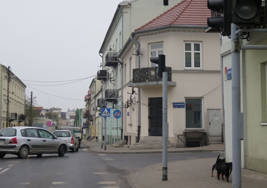 Włamanie przy ul. Wojska Polskiego. Okradziono mieszkanie przeznaczone dla repatriantów