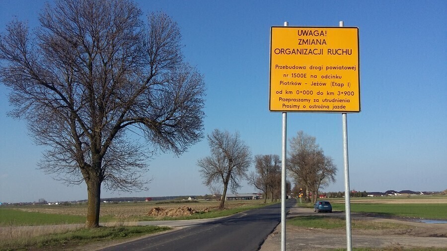 Prace na drodze Piotrków Jeżów. Uwaga na utrudnienia w ruchu