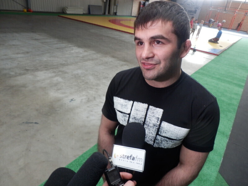 Mistrz Europy dołączył do AKS Wrestling Team