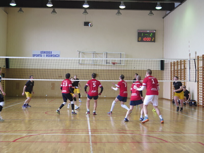 Coraz więcej siatkarskich emocji