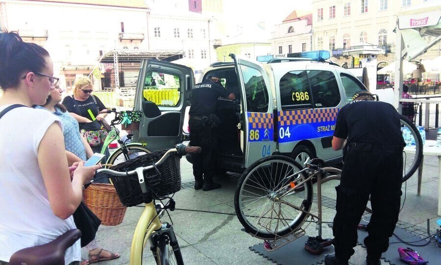 Kręci was bezpieczeństwo Przyjedźcie rowerami na Starówkę