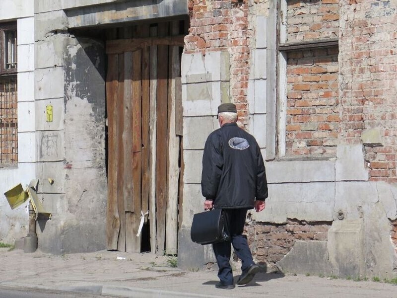 Urzędnicy bezradni w sprawie ruin