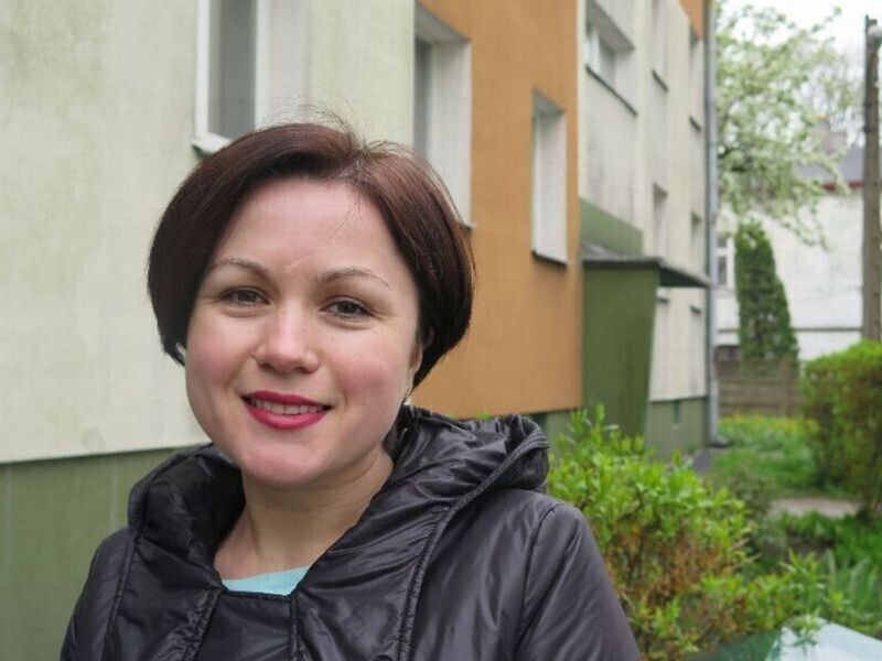 Na Ukrainie była weterynarzem. W Polsce pracuje w magazynie