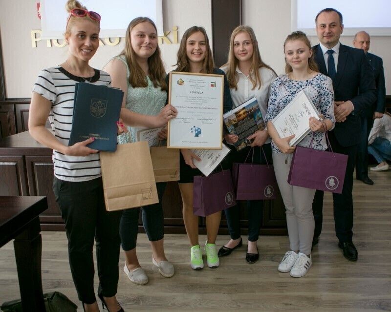 Publiczne Gimnazjum z Wolborza Omnibusem