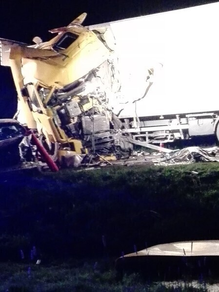 Tragiczny wypadek w Rękoraju. Trzy osoby zginęły na miejscu AKTUALIZACJA