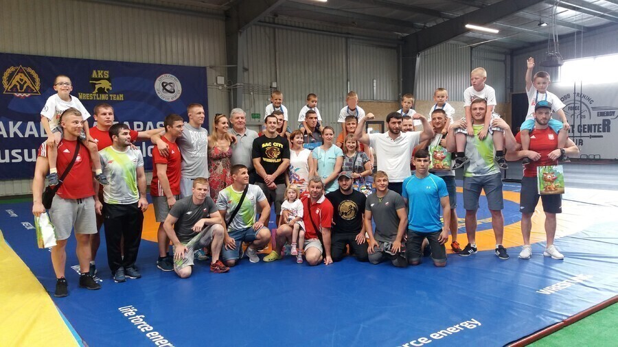 Prezenty od zapaśników