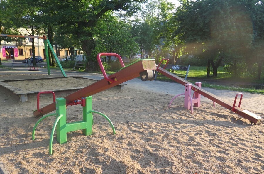 Które place zabaw w Piotrkowie zyskają nowe zabawki