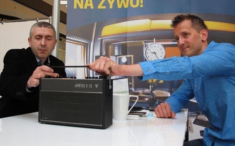 Wybierz największe hity razem ze Strefą FM