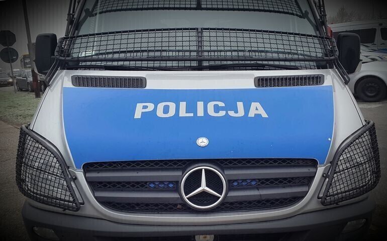 Policjanci uratowali niedoszłego samobójcę